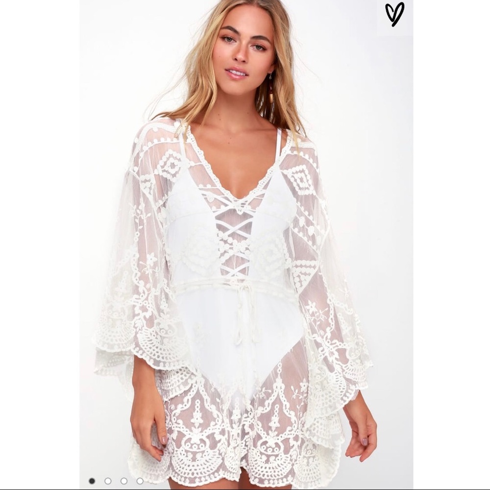 COPY - NWOT Lulus white crochet lace cover up